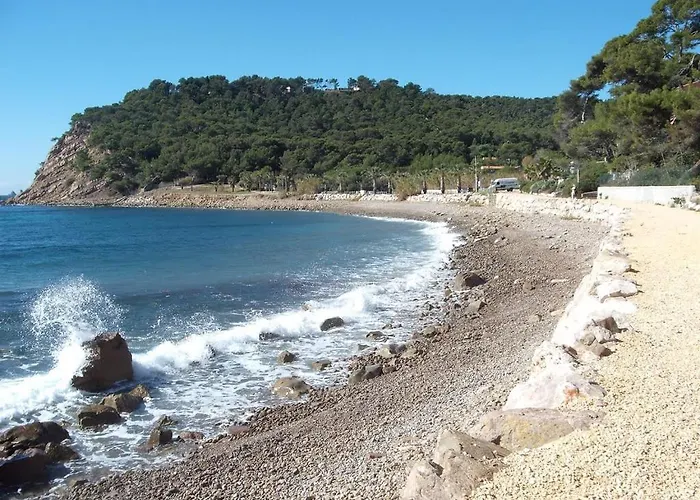 Bas De Refait A Neuf, Climatisation Et Terrasse Vue Apartman